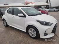 usata Toyota Yaris 1.0 New model