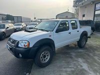 Usata Nissan Navara 133 CV (97 kW) 2012 Bianco Pick-up