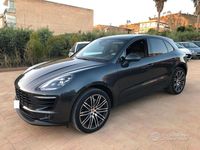 Usata Porsche Macan 253 CV (186 kW) 2018 Grigio SUV