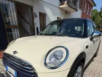 Usata Mini Cooper D 116 CV (85 kW) 2015 Bianco Utilitaria