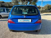 Usata Lancia Ypsilon 60 CV (44 kW) 2002 Bluazzurro Utilitaria