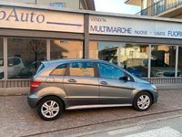 Usata Mercedes B180 109 CV (80 kW) 2010 Grigio Monovolume