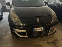 Usata Renault Scénic Dynamique 110 CV (80 kW) 2009 Nero Monovolume