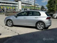 Usata VW Golf VIII Style 116 CV (85 kW) 2022 Grigio Berlina
