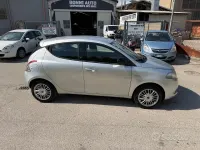 Usata Lancia Ypsilon Silver 85 CV (62 kW) 2014 Grigio Utilitaria