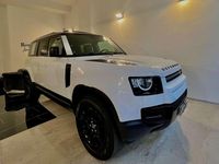 Usata Land Rover Defender SE Dynamic 200 CV (147 kW) 2023 Fuji white SUV