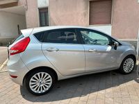 Usata Ford Fiesta 2009 Grigio Utilitaria
