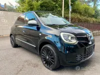 Usata Renault Twingo Urban Night 65 CV (47 kW) 2022 Nero Utilitaria