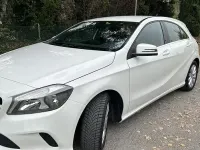 Usata Mercedes A180 122 CV (89 kW) 2017 Bianco Utilitaria