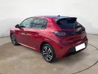 Usata Peugeot 208 Allure 101 CV (74 kW) 2023 Rosso Utilitaria