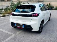 Usata Peugeot 208 75 CV (55 kW) 2022 Bianco Utilitaria