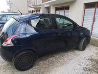 Usata Lancia Ypsilon 60 CV (44 kW) 2019 Blu Utilitaria