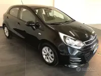 Usata Kia Rio Active 84 CV (61 kW) 2016 Nero Utilitaria
