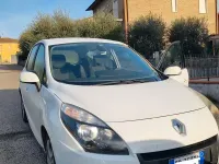 Usata Renault Scenic E-Tech 115 CV (84 kW) 2011 Bianco Monovolume