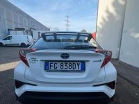 Usata Toyota C-HR 98 CV (72 kW) 2017 Bianco SUV