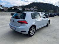 Usata VW Golf VII Highline 110 CV (80 kW) 2018 Grigio Berlina
