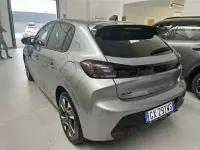 Usata Peugeot 208 Allure 101 CV (74 kW) 2025 Utilitaria