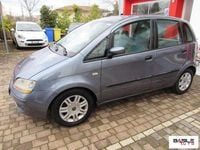 Usata Fiat Idea Emotion 70 CV (51 kW) 2004 Blu Monovolume