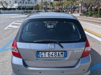 Usata Honda Jazz 78 CV (57 kW) 2006 Grigio Utilitaria