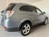 Usata Chevrolet Captiva LTZ 184 CV (135 kW) 2011 Grigio SUV