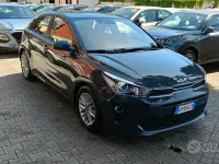 Usata Kia Rio Style 82 CV (60 kW) 2022 Grigio Berlina