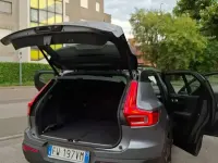 Usata Volvo XC40 R-Design 247 CV (181 kW) 2019 Grigio SUV