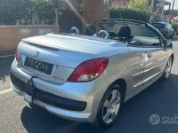 Usata Peugeot 207 CC 120 CV (88 kW) 2011 Grigio Cabrio