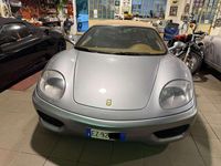 Usata Ferrari 360 400 CV (294 kW) 2003 Argento Cabrio