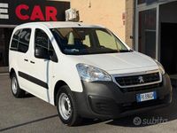 Usata Peugeot Partner Tepee Access 75 CV (55 kW) 2017 Bianco Monovolume