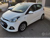 Używany Hyundai i10 Comfort 69 KM (50 kW) 2016 Biały Hatchback