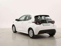 Usata Toyota Yaris Hybrid Business Edition 116 CV (85 kW) 2021 Bianco Utilitaria