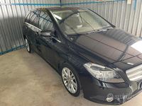 Usata Mercedes B180 109 CV (80 kW) 2012 Nero Monovolume