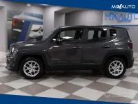 Occasion Jeep Renegade Limited 131 ch (96 kW) 2023 Gris SUV