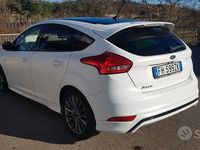 Usata Ford Focus ST-Line 125 CV (91 kW) 2017 Bianco Berlina