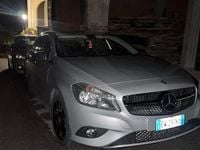 Usata Mercedes A180 109 CV (80 kW) 2015 Grigio Berlina