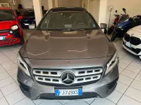 Usata Mercedes GLA200 Premium 136 CV (100 kW) 2017 Grigio SUV