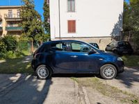 Usata Lancia Ypsilon 69 CV (50 kW) 2016 Blu Utilitaria