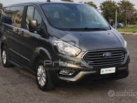 Usata Ford Tourneo Titanium 130 CV (95 kW) 2020 Grigio Monovolume