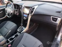 Usata Hyundai i30 Style 128 CV (94 kW) 2014 Grigio Berlina