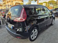Usata Renault Scénic Dynamique 131 CV (96 kW) 2011 Marrone Monovolume
