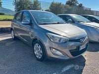 Usata Hyundai i20 85 CV (62 kW) 2013 Grigio Berlina