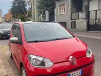 Usata VW up! 60 CV (44 kW) 2012 Rosso Utilitaria