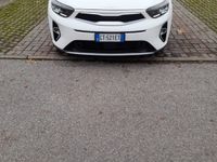 Usata Kia Stonic 84 CV (61 kW) 2024 Bianco SUV