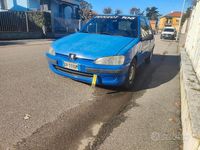 Usata Peugeot 106 Sport 60 CV (44 kW) 2003 Blu Utilitaria