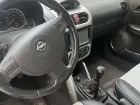 Usata Opel Tigra Edition 69 CV (50 kW) 2006 Cabrio