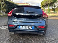 Usata Volvo V40 2017 Blu Berlina