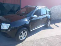 Usata Dacia Duster Lauréate 107 CV (78 kW) 2011 Nero SUV
