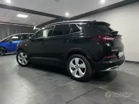 Usata Opel Grandland X Innovation 120 CV (88 kW) 2018 Nero SUV