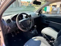 Usata Ford Fiesta 68 CV (50 kW) 2004 Grigio Utilitaria