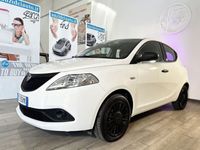 usata Lancia Ypsilon 1.0 FireFly 70 Cv Hybrid Silver